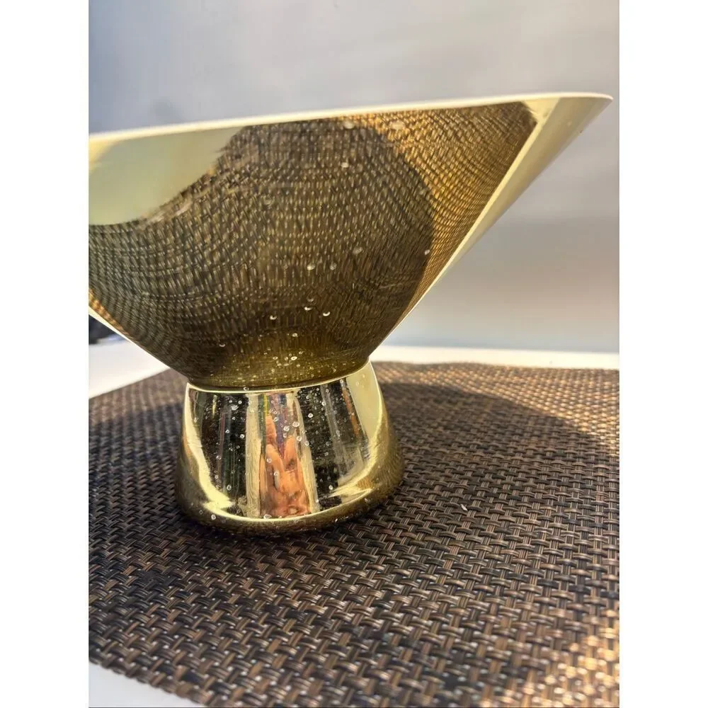 Decorative bowl
